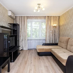 Квартира на Халтуринском 130/1 посуточно