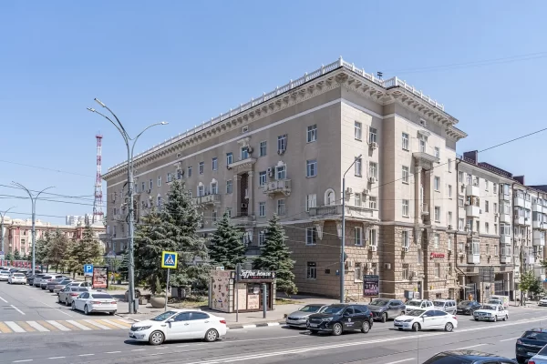 Театральный проспект 40