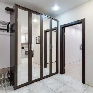 Квартира на Тельмана 110с2 в ЖК Тихий цeнтp посуточно